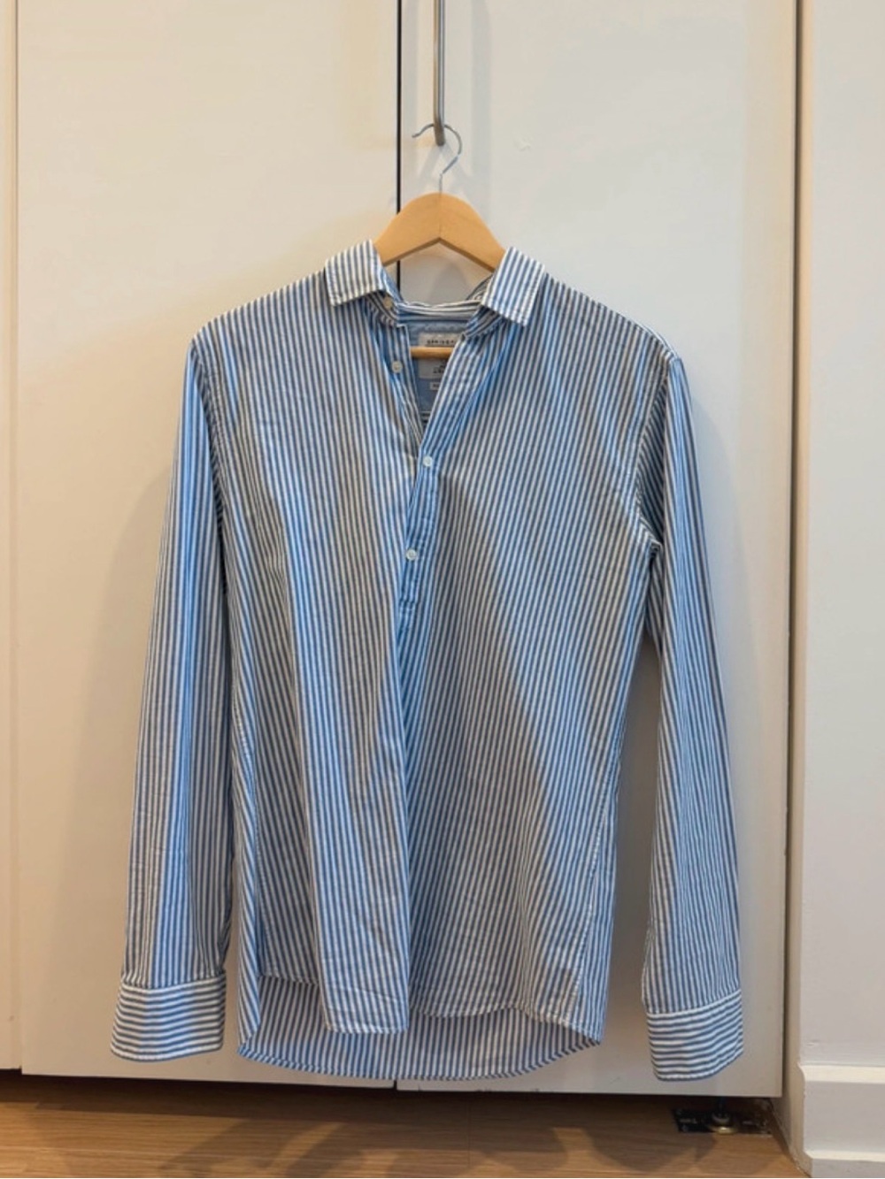 Women’s office wear formal striped linen shirt size small